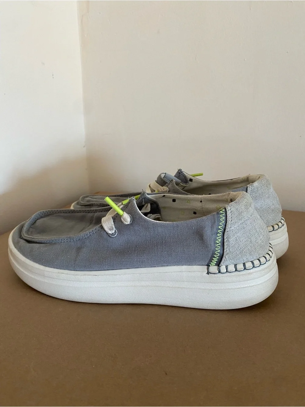 Hey Dude Wendy Rise size 5, chambray abyss blue platform shoes grey, lime green